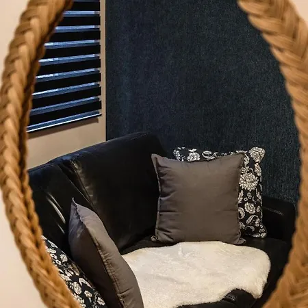 Krane O Utca Apartment